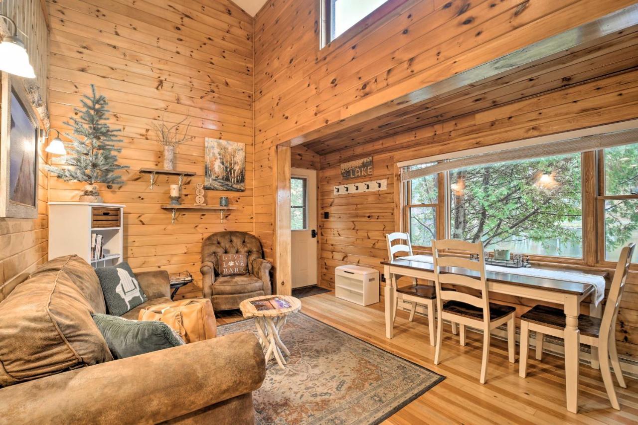 Pet-Friendly Adirondack Cabin With On-Site Lake Villa Saranac Lake Kültér fotó